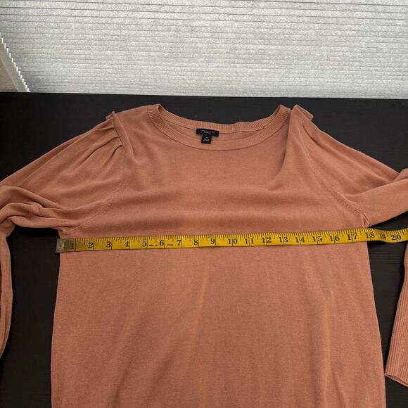 Ann Taylor Tan Crewneck Casual Sweater Women's Size Medium FLAWED - Picture 8 of 10
